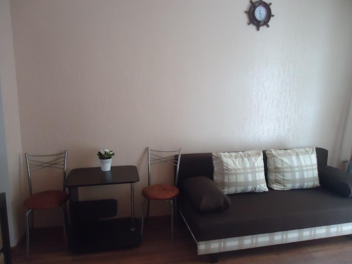 Ferienwohnung Bunin-Apart Odessa Exterior foto